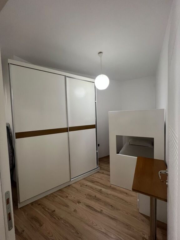 Apartament 2+1 tek Rruga e Kosovareve