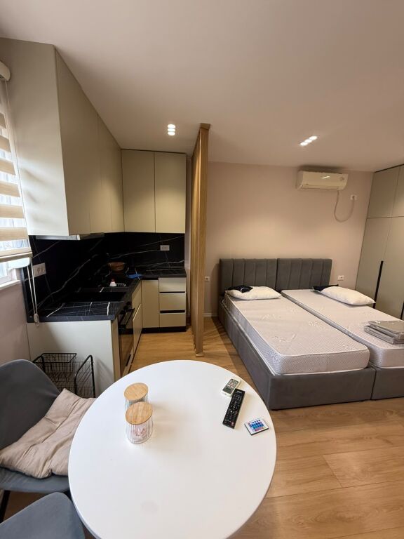 Studio apartment for rent at Kavaja Street/Church (45,000 leke)