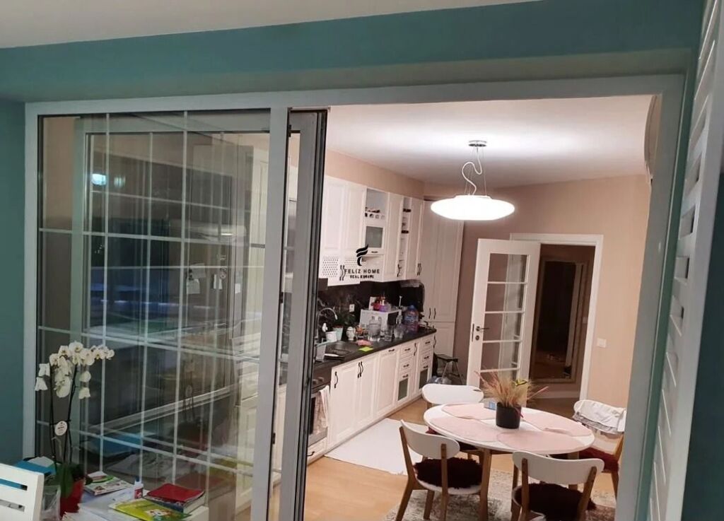 SHITET APARTAMENT 3+1+2 RRUGA E KOSOVARVE 60.000.000 LEKE FH-97058