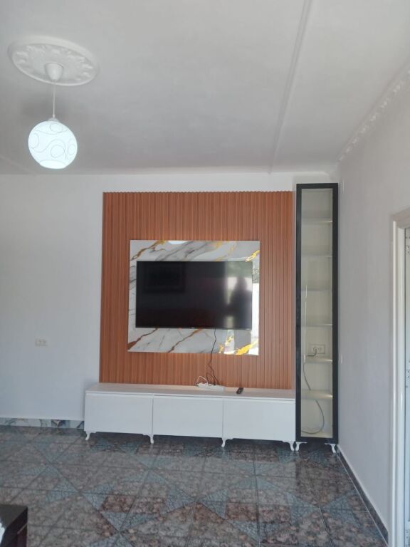 🏡1+1  JEPET ME QIRA – VILË ME HYRJE TË PAVARUR