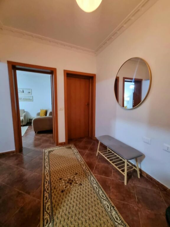 2+1 apartment for rent near the High School!