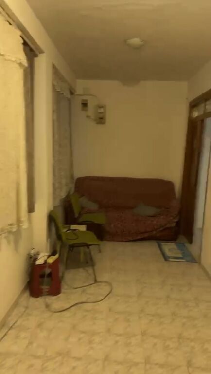 Qera | Shtëpi private 2 + 1 | Rruga Zef Serembe | 300 €/muaj