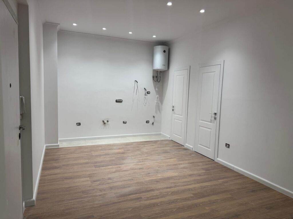 Affitto | Apartament 1 + 1 | Rruga e Kavajës | 400 €/mese