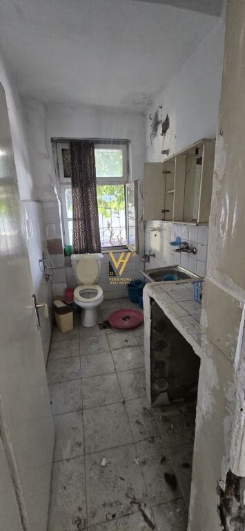 SHITET APARTAMENT 2+1+BLK TE RRUGA FERIT XHAJKO 13.300.000 LEKE