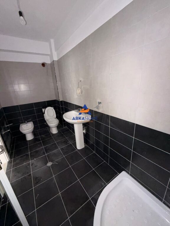 "EXCLUSIVE" APARTMENT FOR SALE 2+1+2+2 BALCONIES "FRESK" 13500000 LEKË