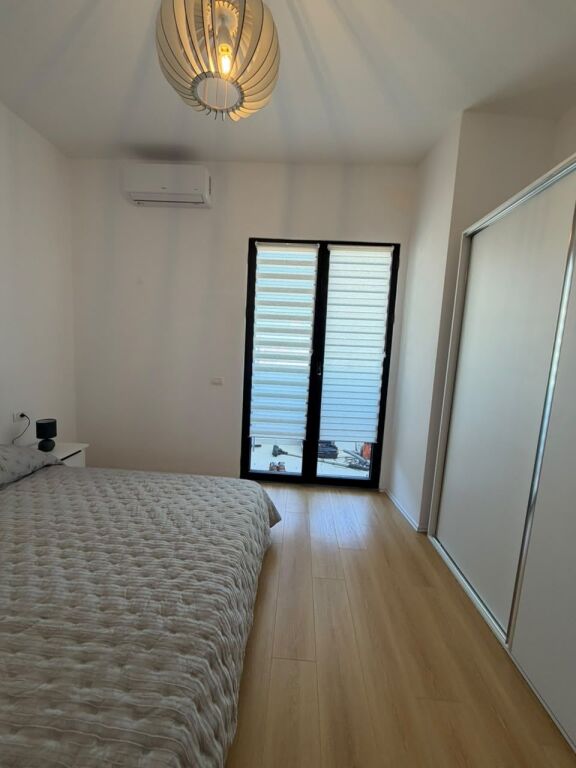 Jepet apartament 1+1+Administrim me qira tek Spring Residence , Vasil Shanto .