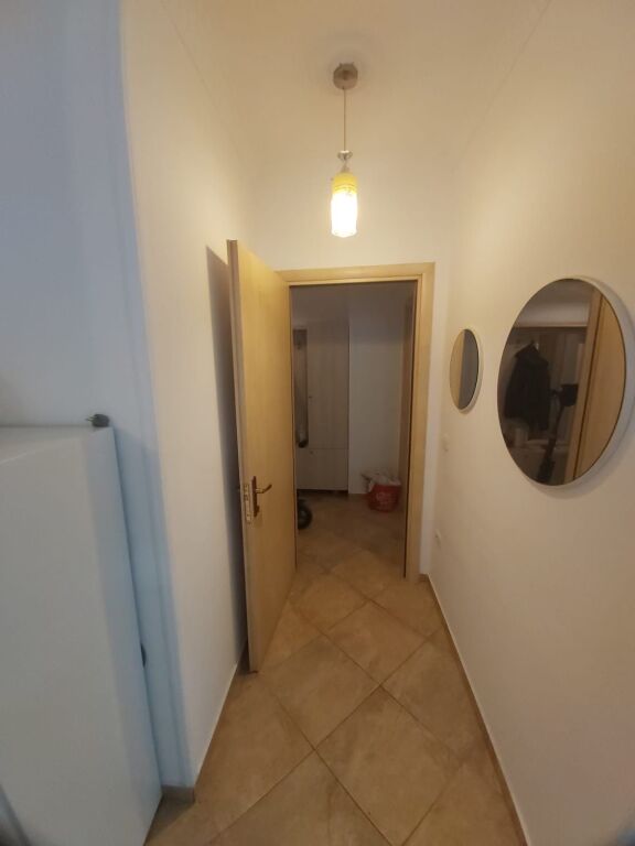 Apartament 1+1 per qera Yzberisht !