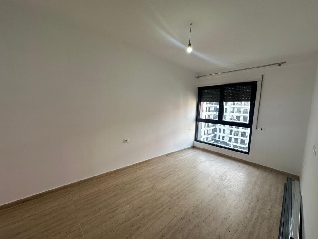 Via Jordan Misja affittasi appartamento 2+1, parzialmente arredato 70.000 Leke
