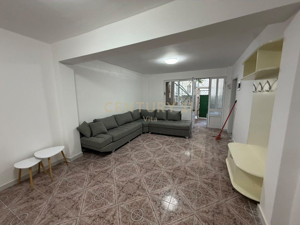 🏡 CASA PRIVATA 2+1 IN AFFITTO – EX ZONA DELLA POLIZIA, DURRËS!!! 550 € /Mese
