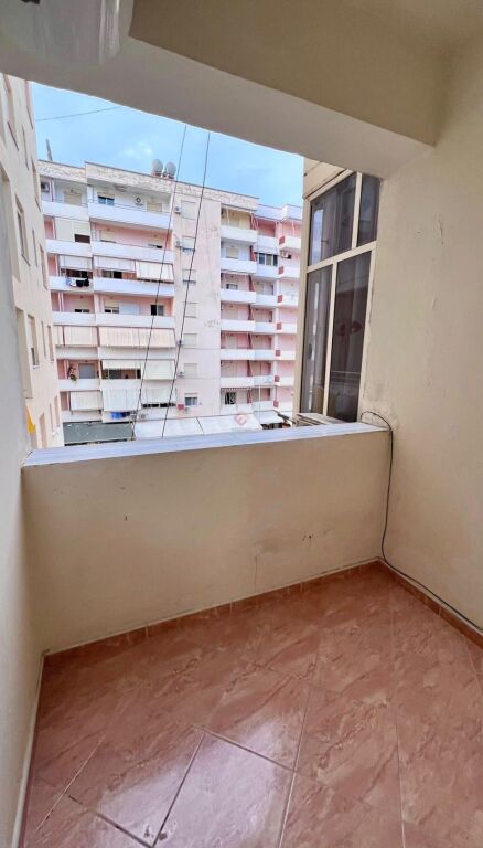 Apartament me qira 2+1+2, Lungomare