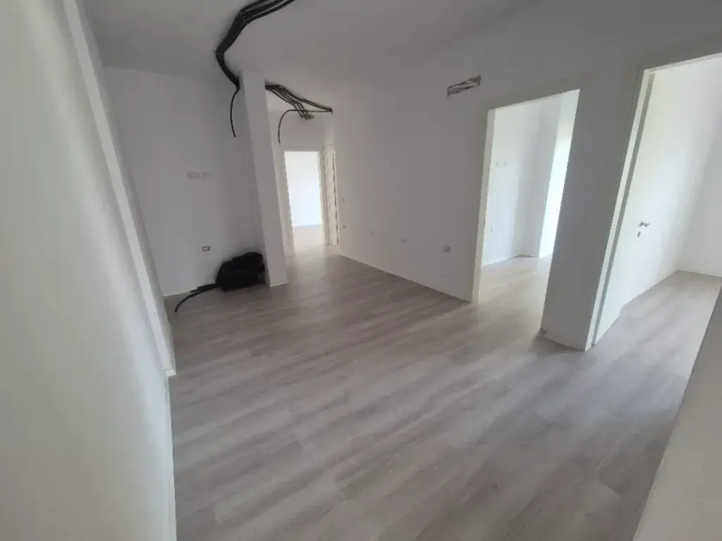 Rent | Ambjent Biznesi | Bulevardi i ri | 7500 €/month