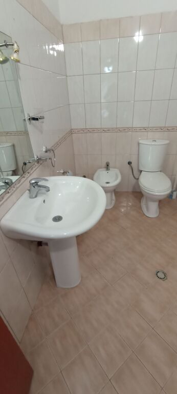 Apartament 2+1 ne Komunen e Parisit