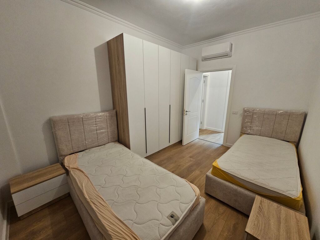 APARTMENT FOR RENT 2+1+BALCONY "5 MAY STREET" 65,000 LEKE