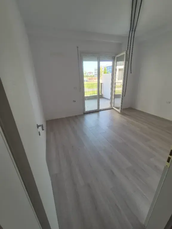 Qera | Ambjent Biznesi | Univers City| 800 €/muaj i diskutueshëm