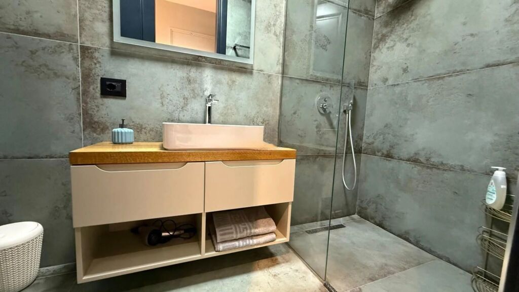 Apartment For Rent 4+1 At Secret Garden Residence 2 (ID B230231) Tirane