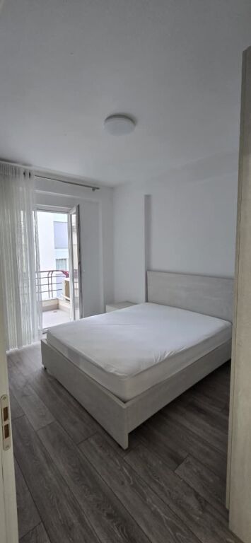 Qera | Apartament 2 + 1 | Liqeni i Thatë | 650 €/muaj