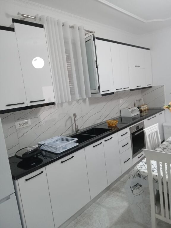 🏡 APARTAMENT 1+1 ME QIRA NË VLORË