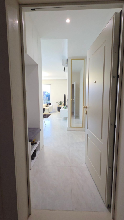 Shitet apartament 2+1+2 me depo dhe post parkimi, pranë TEG, në Rezidencën Joy.