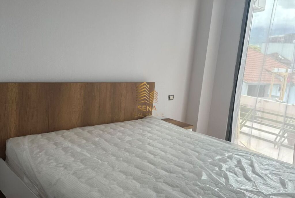 Affitto, Appartamento 3+1+2+Veranda, Brryli, 70.000 Leke/Mese