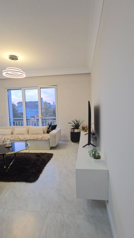 Shitet apartament 2+1+2 me depo dhe post parkimi, pranë TEG, në Rezidencën Joy.