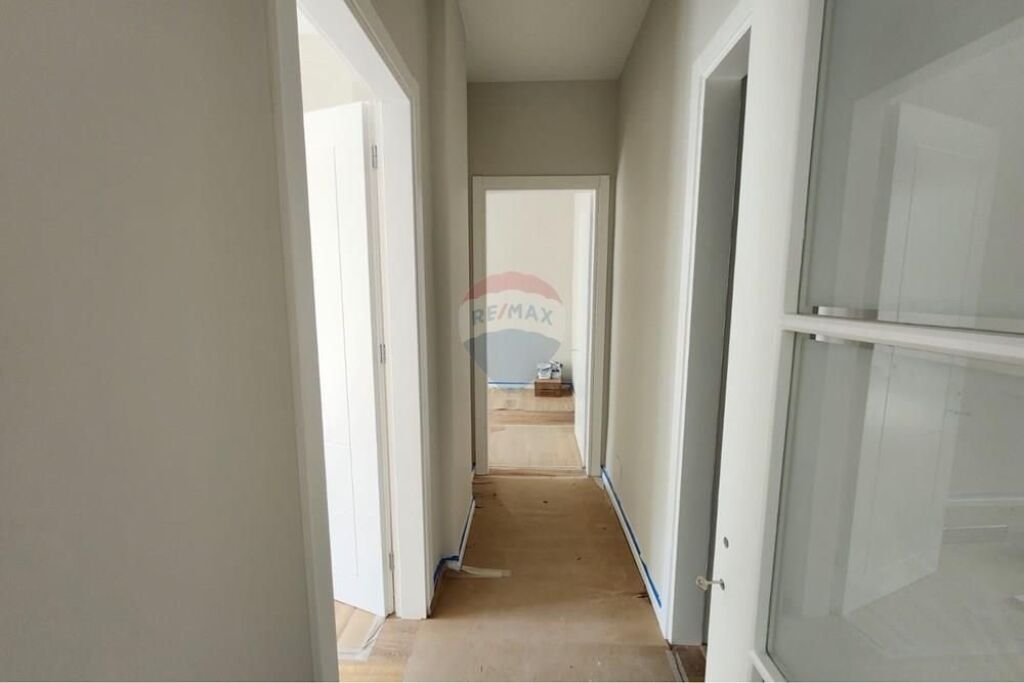Office - For Rent - Paris Commune, Tirana