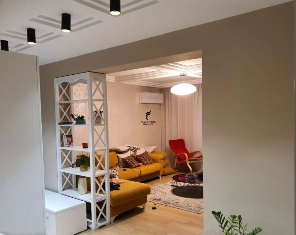 SHITET APARTAMENT 3+1+2 RRUGA E KOSOVARVE 60.000.000 LEKE FH-97058