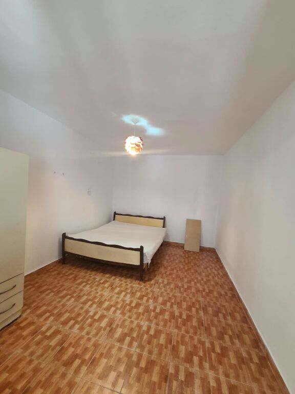 Affitto | Apartament 1 + 1 | Rruga Ferit Xhajko | 450 €/mese