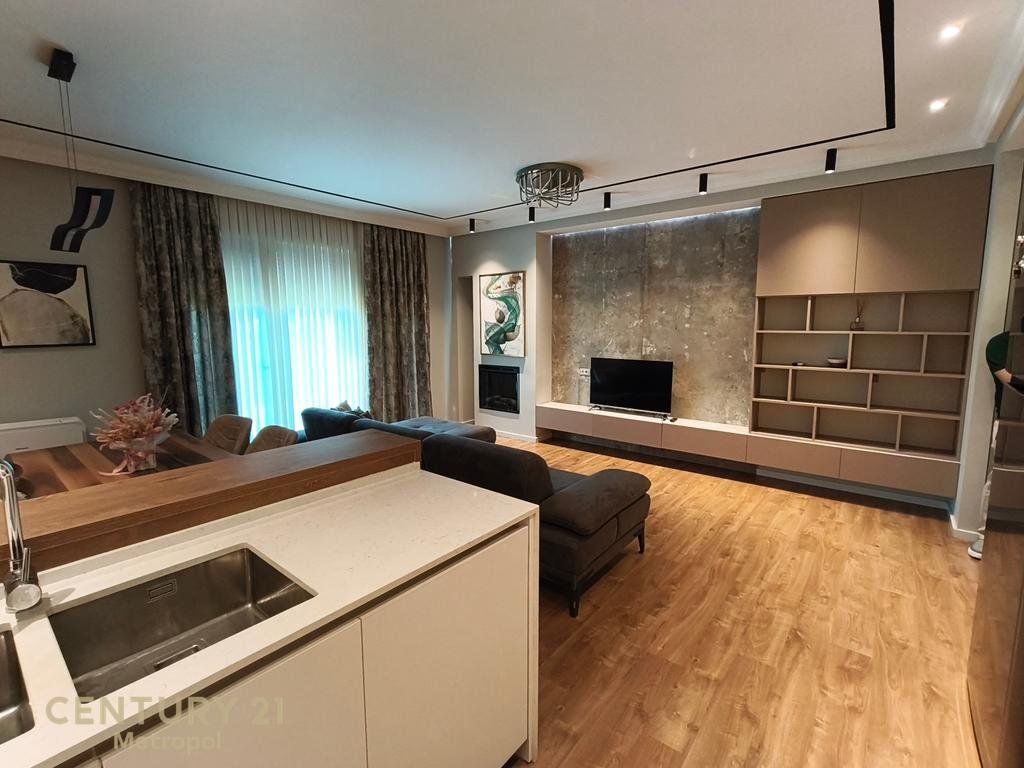 APPARTAMENTO 2+1+PARCHEGGIO+CORTILE, LAGO ASCIUTTO! 1.550 € /Mese
