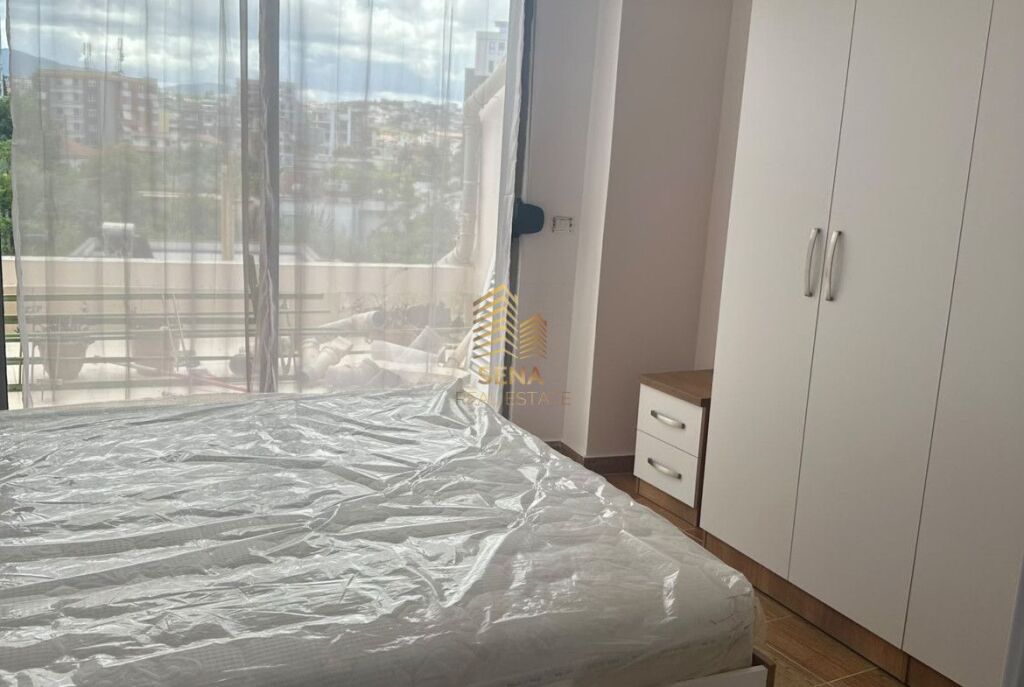 Affitto, Appartamento 3+1+2+Veranda, Brryli, 70.000 Leke/Mese