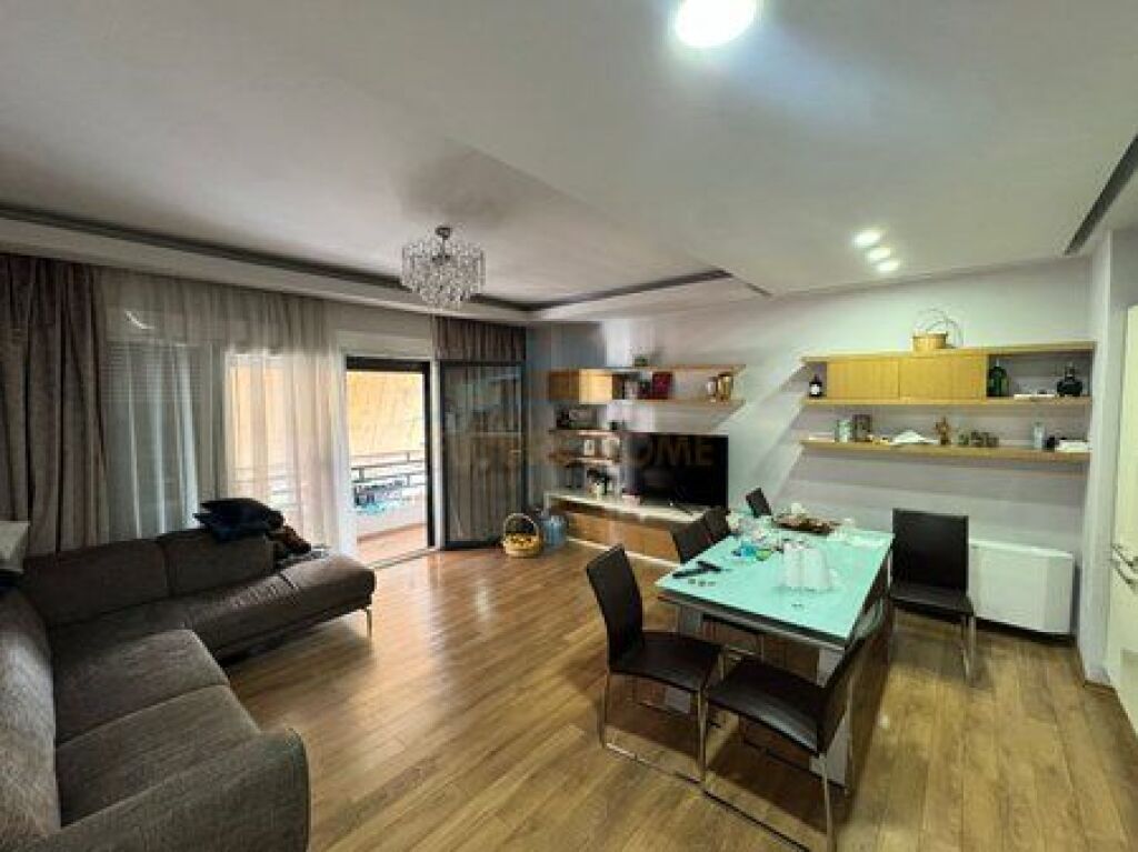 Shitet , Apartament 3+1+2 , Dritan Hoxha , Tirane