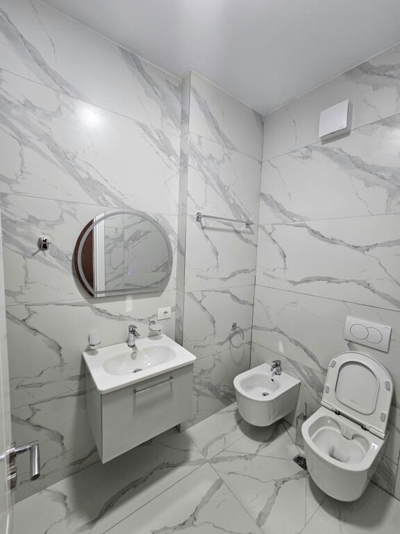 APARTMENT FOR RENT 2+1+BALCONY "5 MAY STREET" 65,000 LEKE