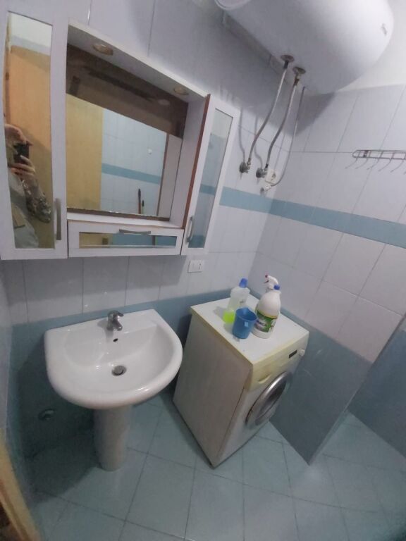 Apartament 1+1 per qera Yzberisht !