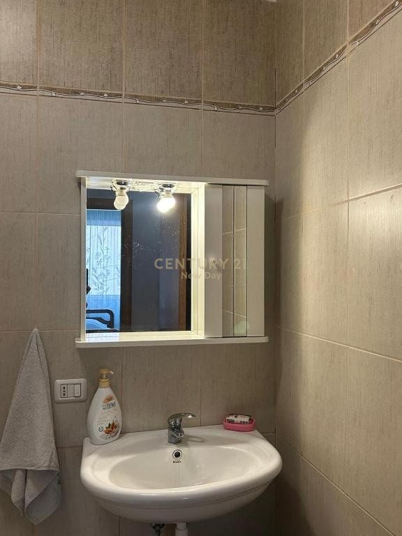Appartamento 2+1 in Affitto sulla Spiaggia, Durazzo - 650€ Fronte Mare