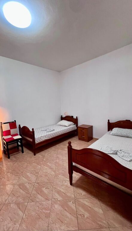 Apartament me qira 2+1+2, Lungomare