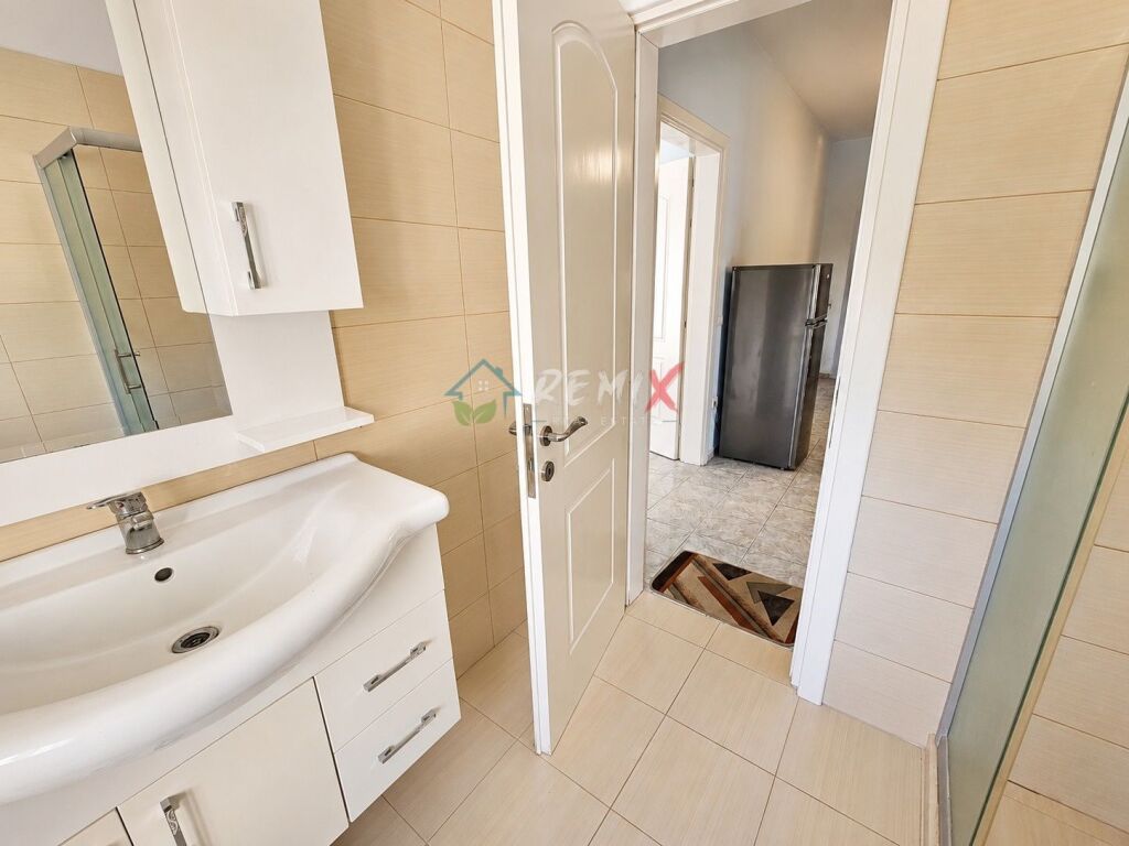 SHITET APARTAMENT 1+1 – GOLEM, DURRËS 🌊