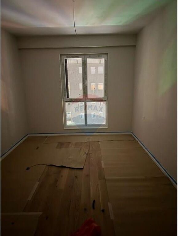Office - For Rent - Paris Commune, Tirana