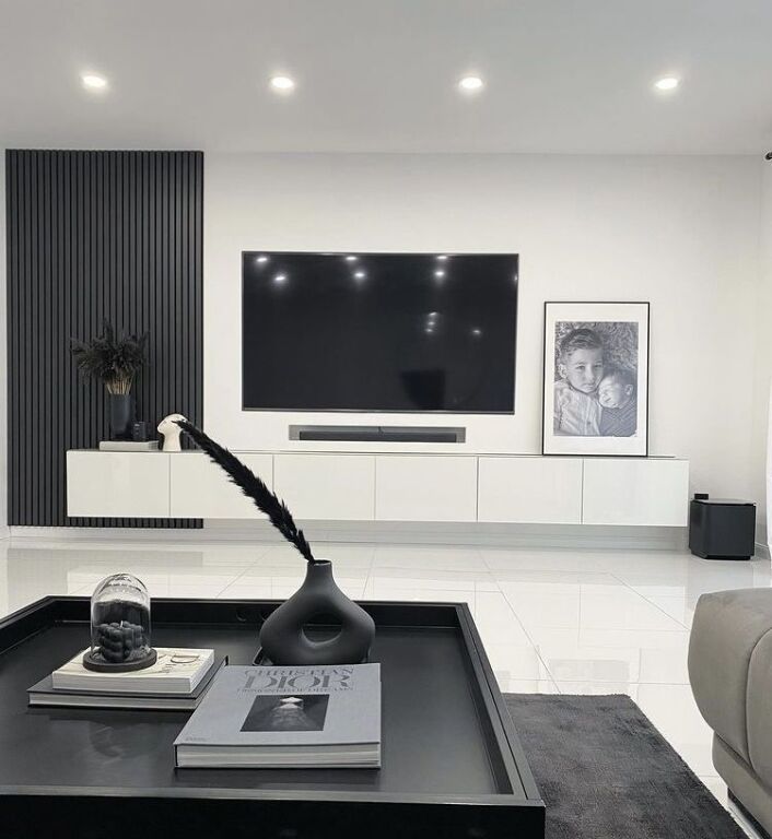 Ne Bllok, jepet me qera apartament 2+1.