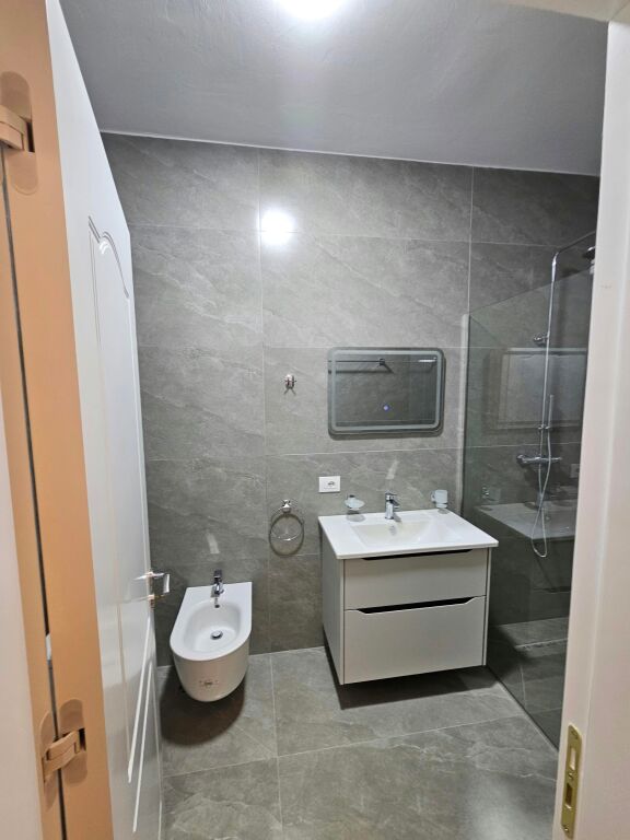 APARTMENT FOR RENT 2+1+BALCONY "5 MAY STREET" 65,000 LEKE
