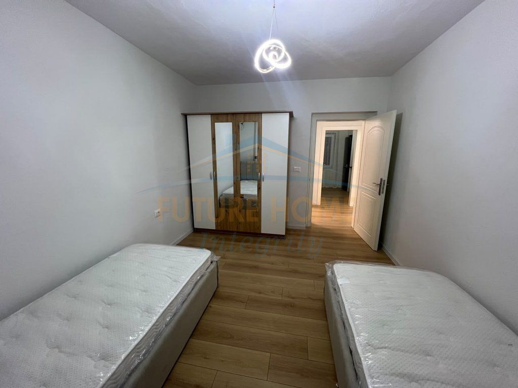 Shitet, Apartament 2+1, Yzberisht, Tiranë