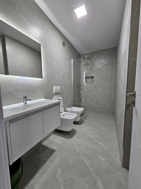 Appartamento 1+1 in Vendita Via Kavaja Tirana