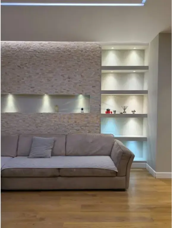 Tirane, shitet apartament 2+1 Kati 4, 116 m² 425.000 € (Qender)