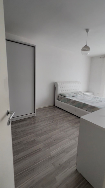 Shitet Apartament 2+1+2 te Kompleksi Fiori Di Bosco