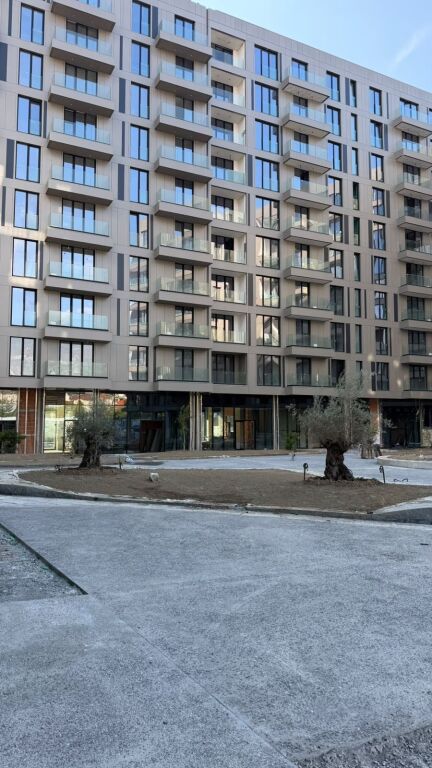 APARTAMENT 2+1+parkim – REZIDENCA GOLDEN GATE Bulevardi “Bajram Curri”, Tiranë