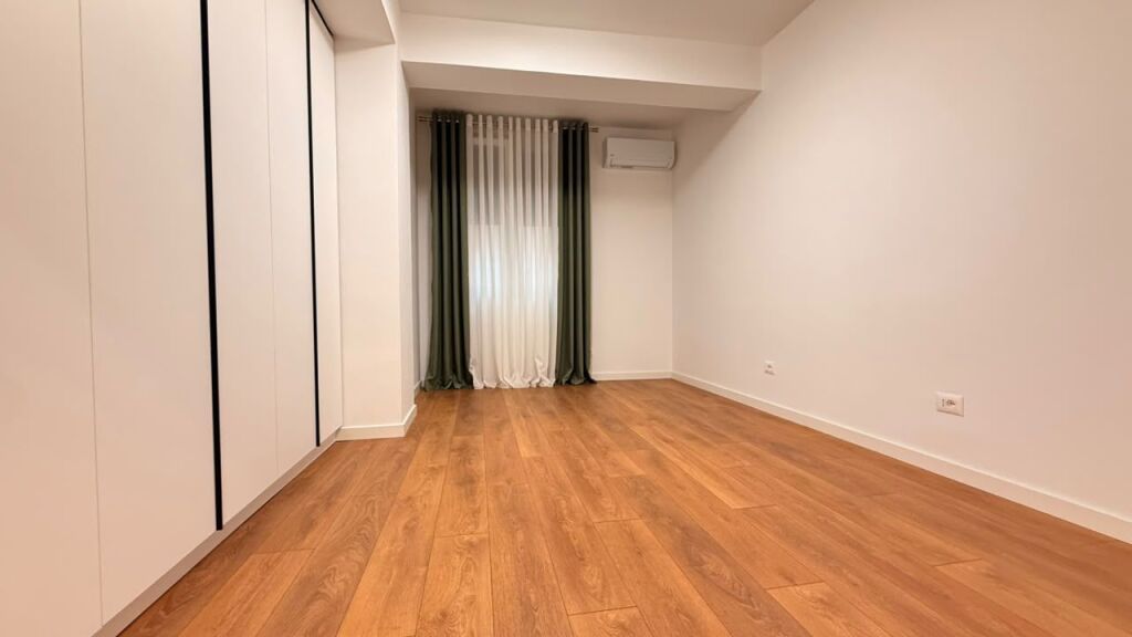 SHITET APARTAMENT 2+1 TEK LIQENI!