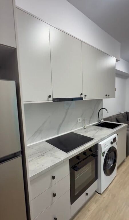 Affittasi Appartamento 1+1+1 con Balcone