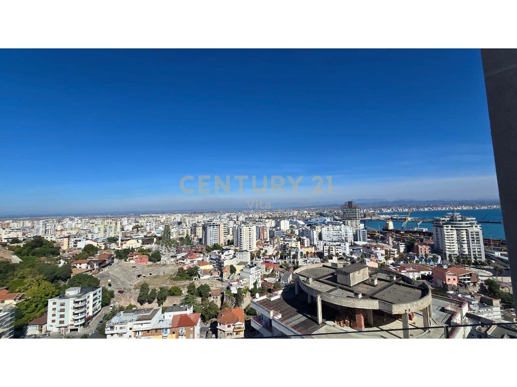 Shitet Apartament 2+1 me Pamje Panoramike në Vollga, Durrës