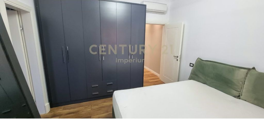 Apartament Modern 2+1+2 me 65 m² Verandë &amp; 2 Poste Parkimi | Liqeni i Thatë! 1,500 € /Muaj
