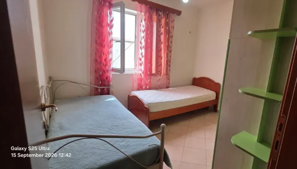 Affitto | Apartament 2 + 1+ Ballkon | Rruga e Dibrës | 550 €/mese