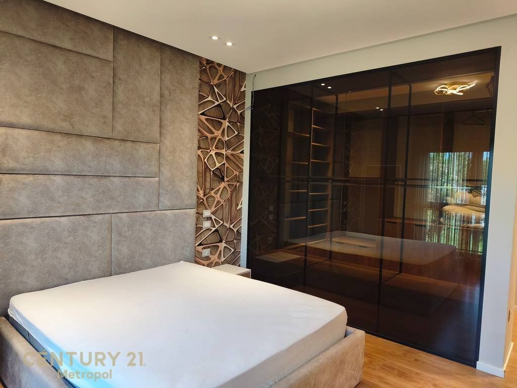 APPARTAMENTO 2+1+PARCHEGGIO+CORTILE, LAGO ASCIUTTO! 1.550 € /Mese