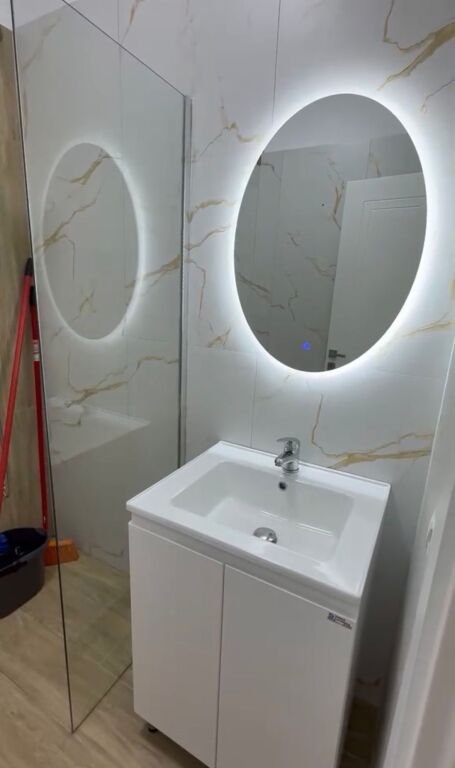 Affittasi Appartamento 1+1+1 con Balcone